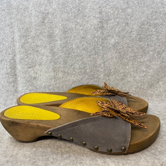 Sanita Size 40 Slip On Sandals Laser Cut Leather Flower Detail So Pretty! - Picture 4 of 12